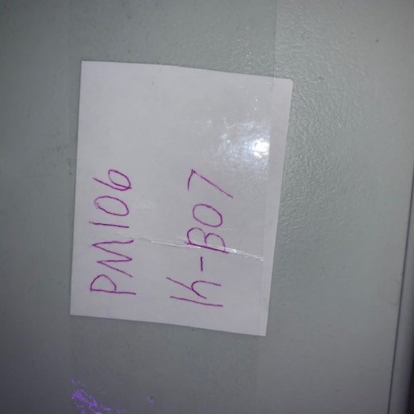 Lip Gloss Tubes - Picture 3 of 3